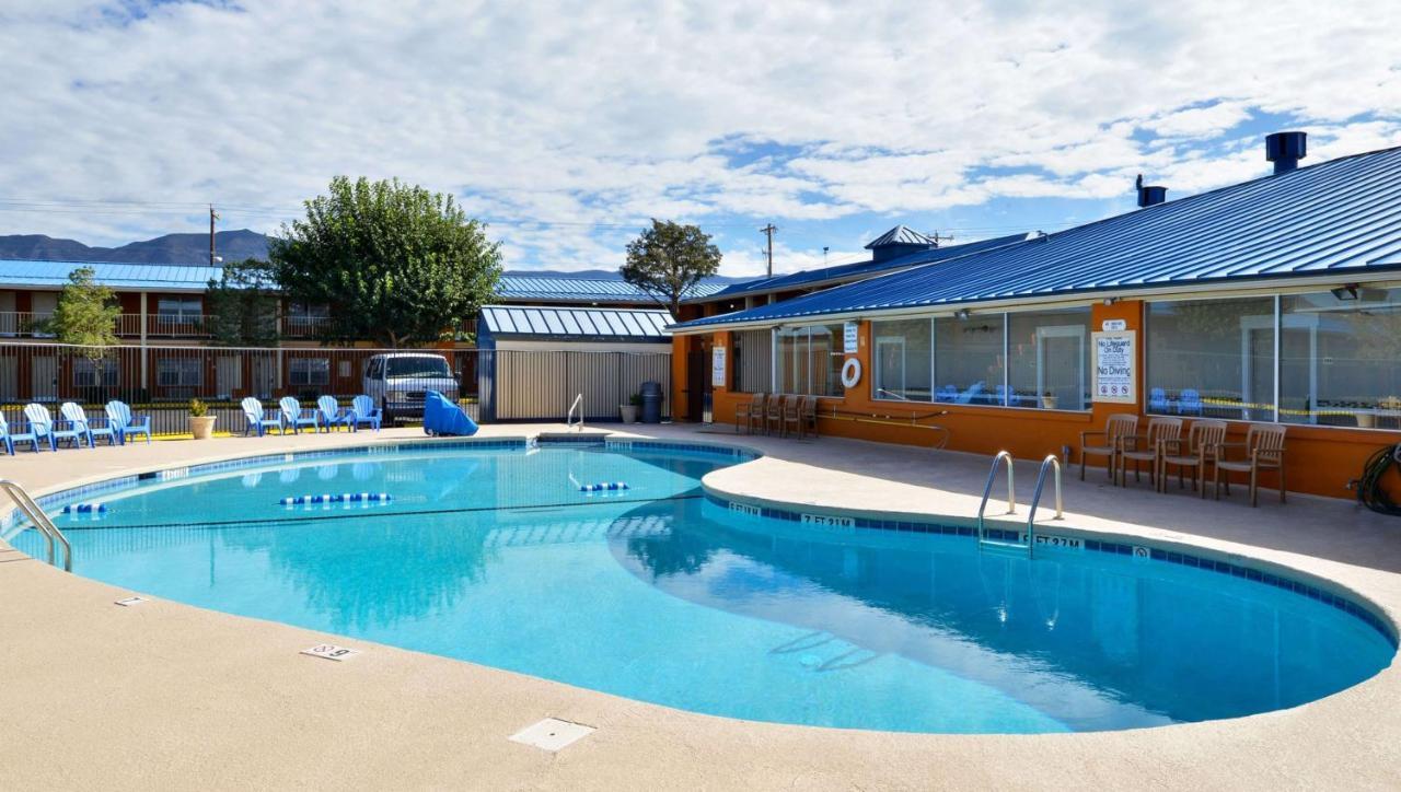 The Classic Desert Aire Hotel アラモゴード エクステリア 写真