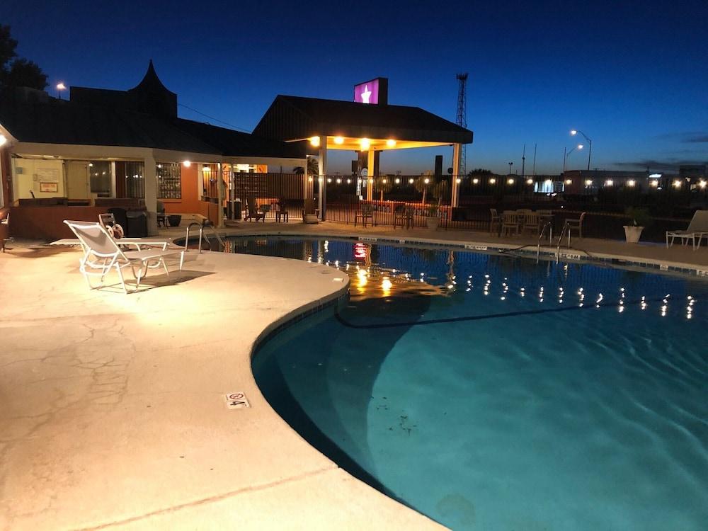 The Classic Desert Aire Hotel アラモゴード エクステリア 写真