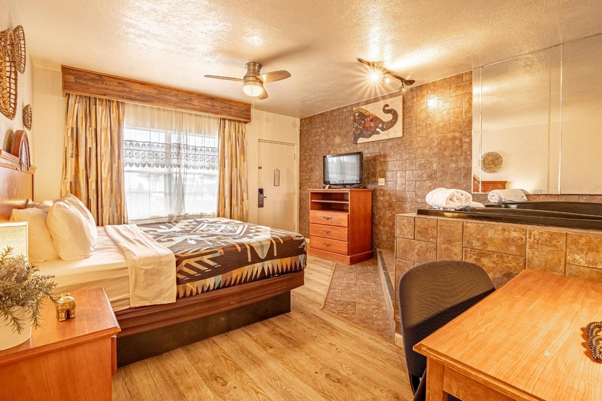 The Classic Desert Aire Hotel アラモゴード エクステリア 写真