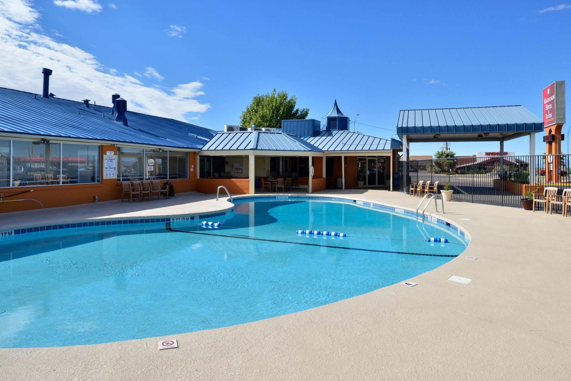 The Classic Desert Aire Hotel アラモゴード エクステリア 写真